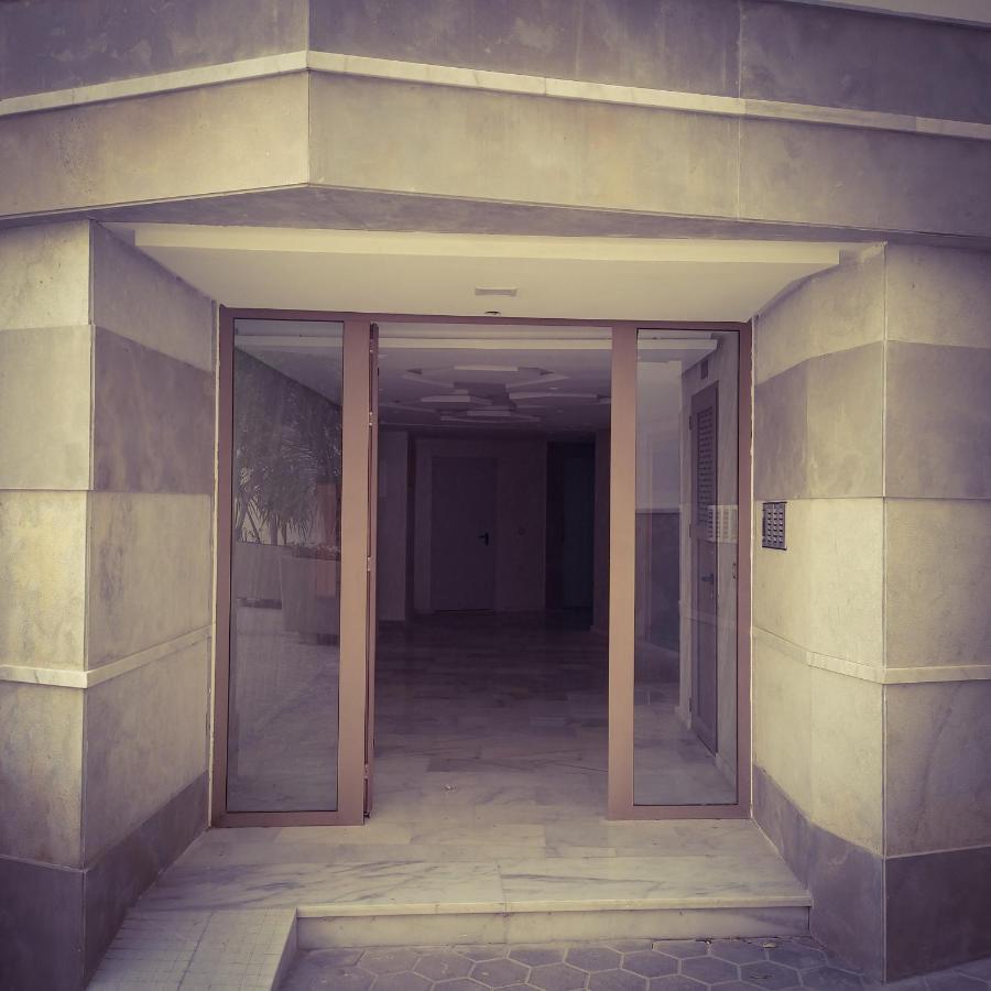 Super Apartement Totalement Neuf A Cote De Marjane Avec La Climatisation Et Wifi Tangier Bagian luar foto